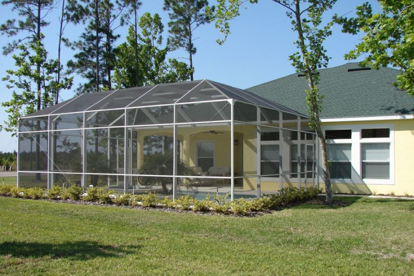 Ein Wintergarten ist eine gemütliche ganzjährige Wohlfühloase